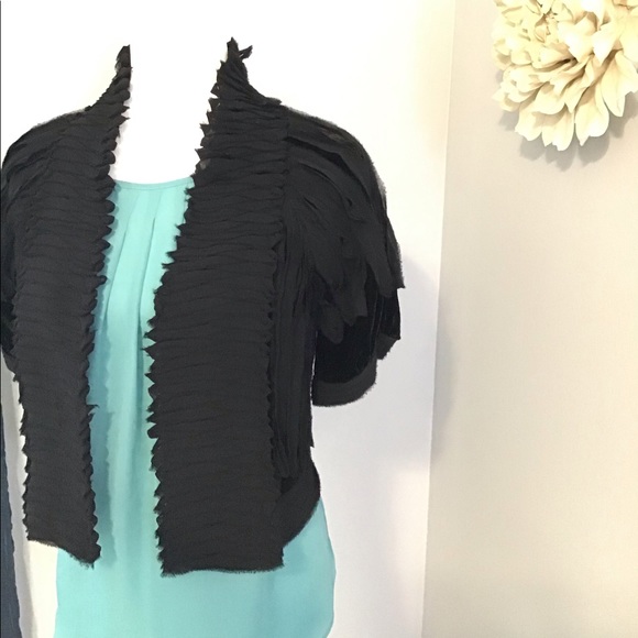 BCBGMaxAzria Jackets & Blazers - 🖤 NWT BCBGMaxAzria Lace Velvet Jacket Rare! XS 🖤